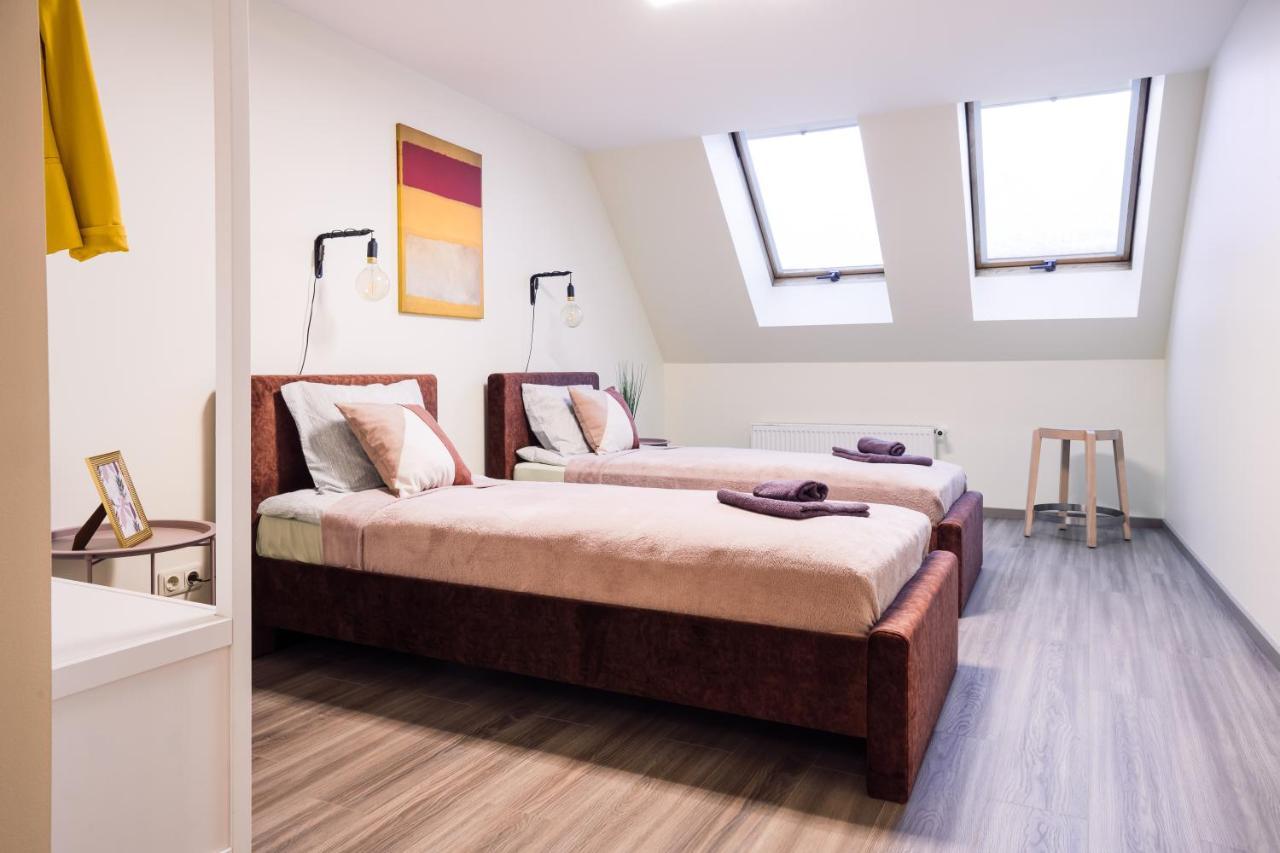 Rothko Apartment/8 Guests/4Bedrooms/Riga Old Town Eksteriør billede