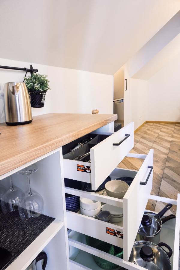 Rothko Apartment/8 Guests/4Bedrooms/Riga Old Town Eksteriør billede